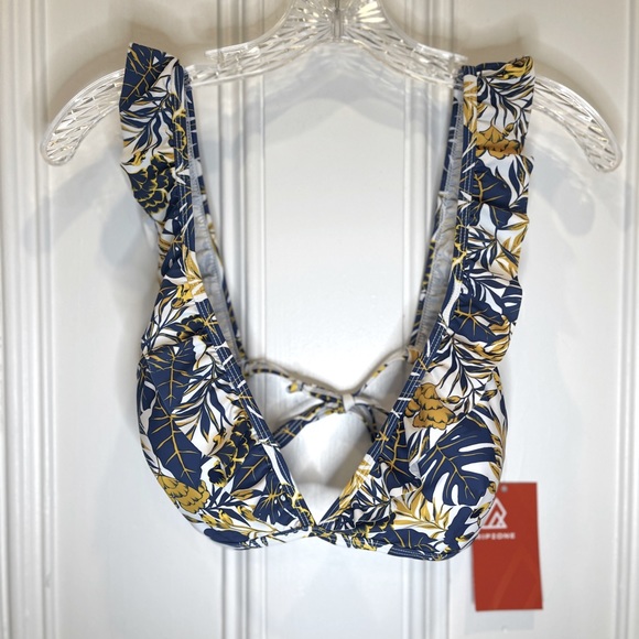 Ripzone Other - NWT Ripzone W Pop Floral Arife Ruffle Top Size M